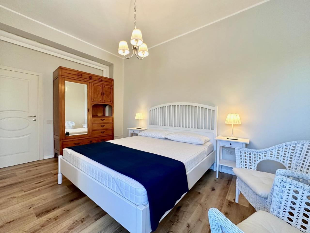 Room In Holiday House - Il Girasole Room On The Hills Of Senigallia, A Stones Throw From The Sea Roncitelli Esterno foto