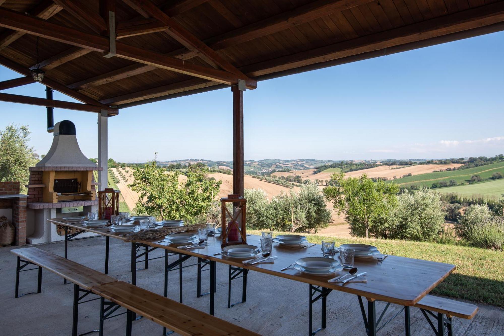 Room In Holiday House - Il Girasole Room On The Hills Of Senigallia, A Stones Throw From The Sea Roncitelli Esterno foto